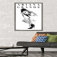 Ариана Гранде - Стенски плакат за меден месец, 22.375 34